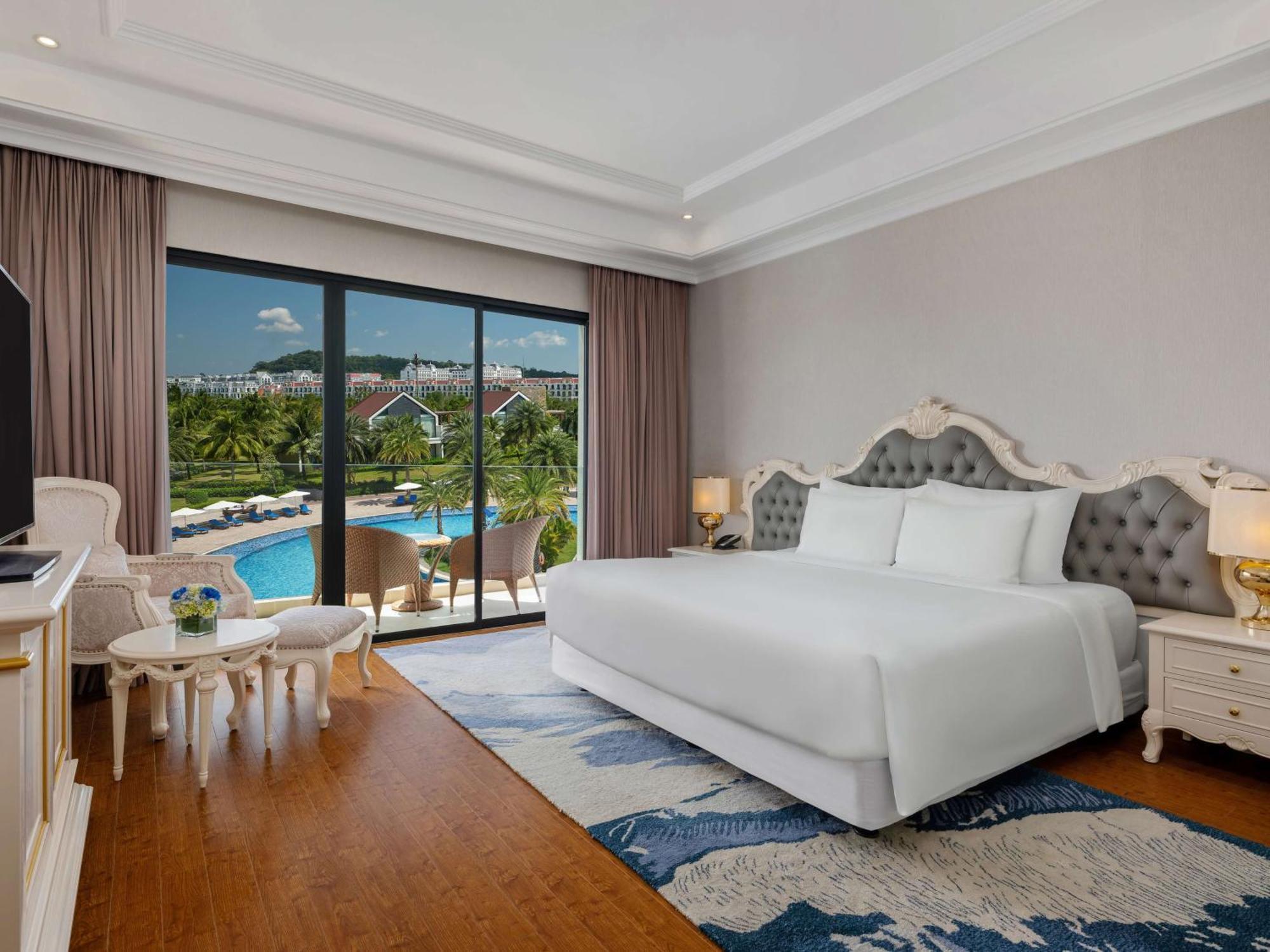 Radisson Blu Resort Phu Quoc Exterior foto Deluxe Pool Access
