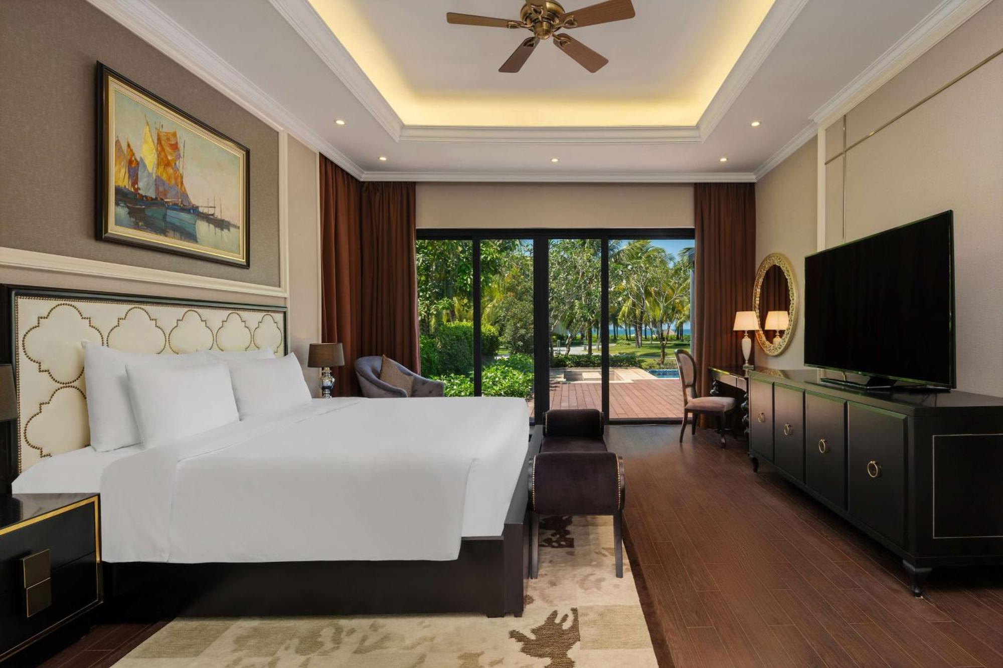 Radisson Blu Resort Phu Quoc Exterior foto Deluxe Pool Access